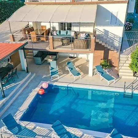 Villa Urban *